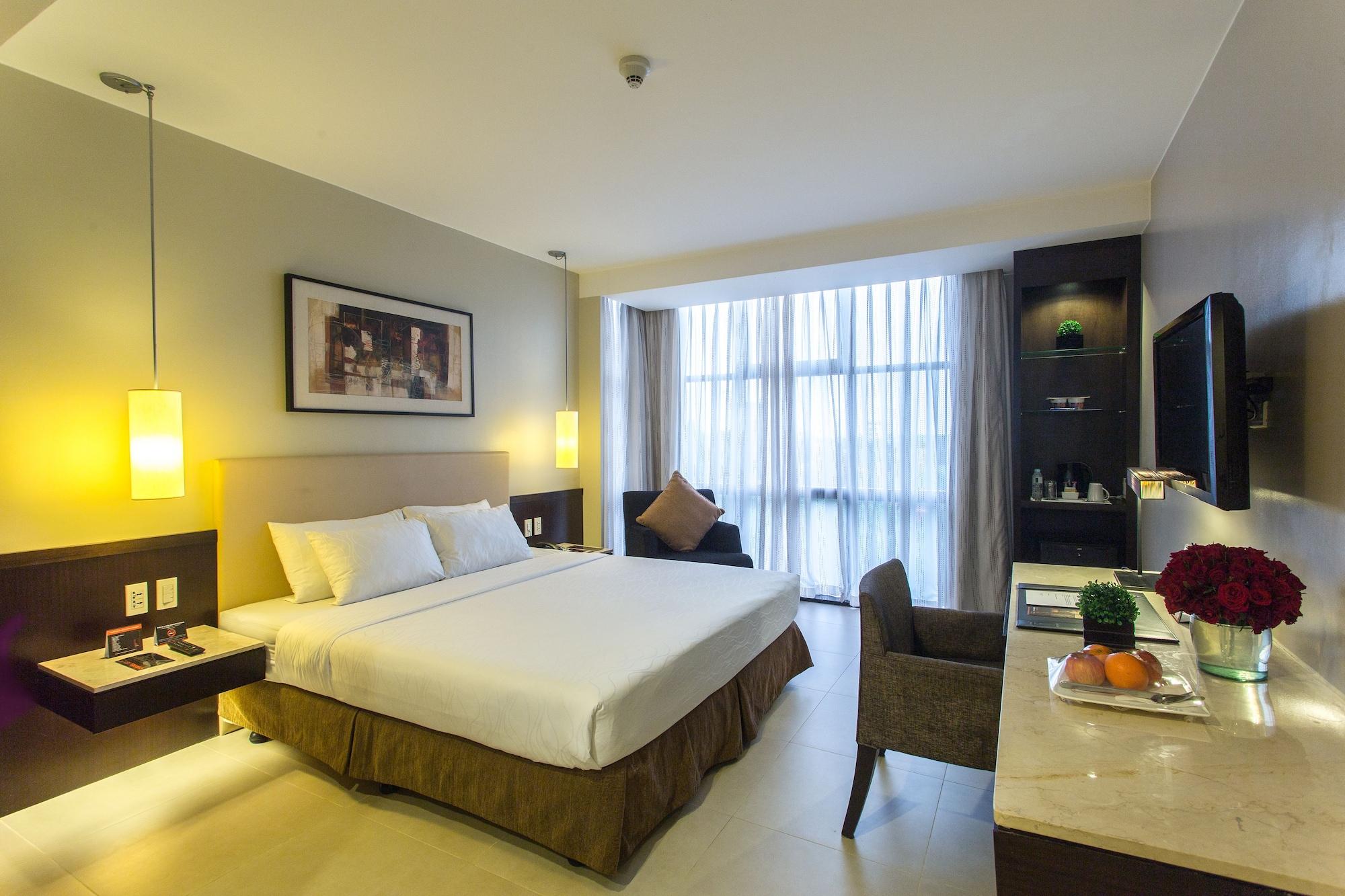 The B Hotel Alabang Muntinlupa City Екстериор снимка