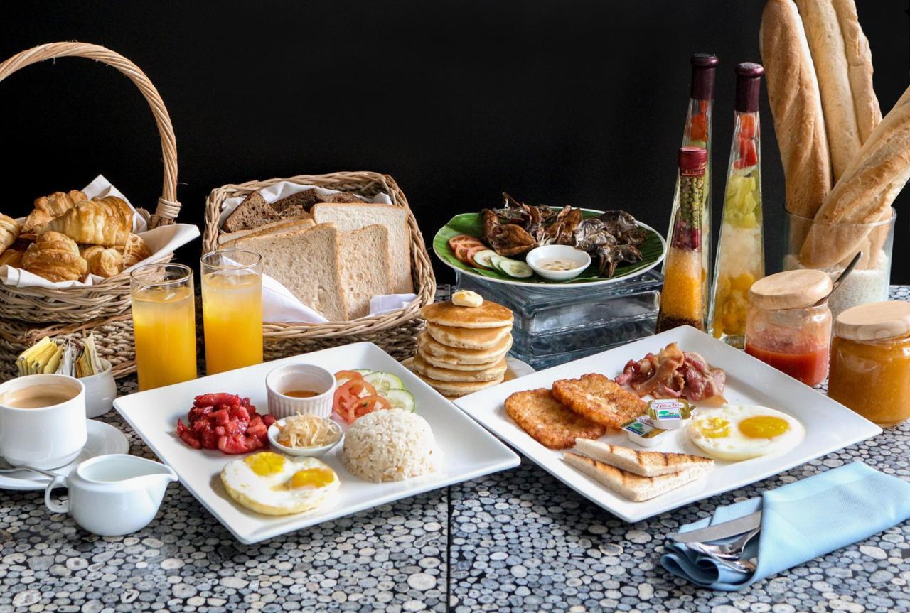 The B Hotel Alabang Muntinlupa City Екстериор снимка